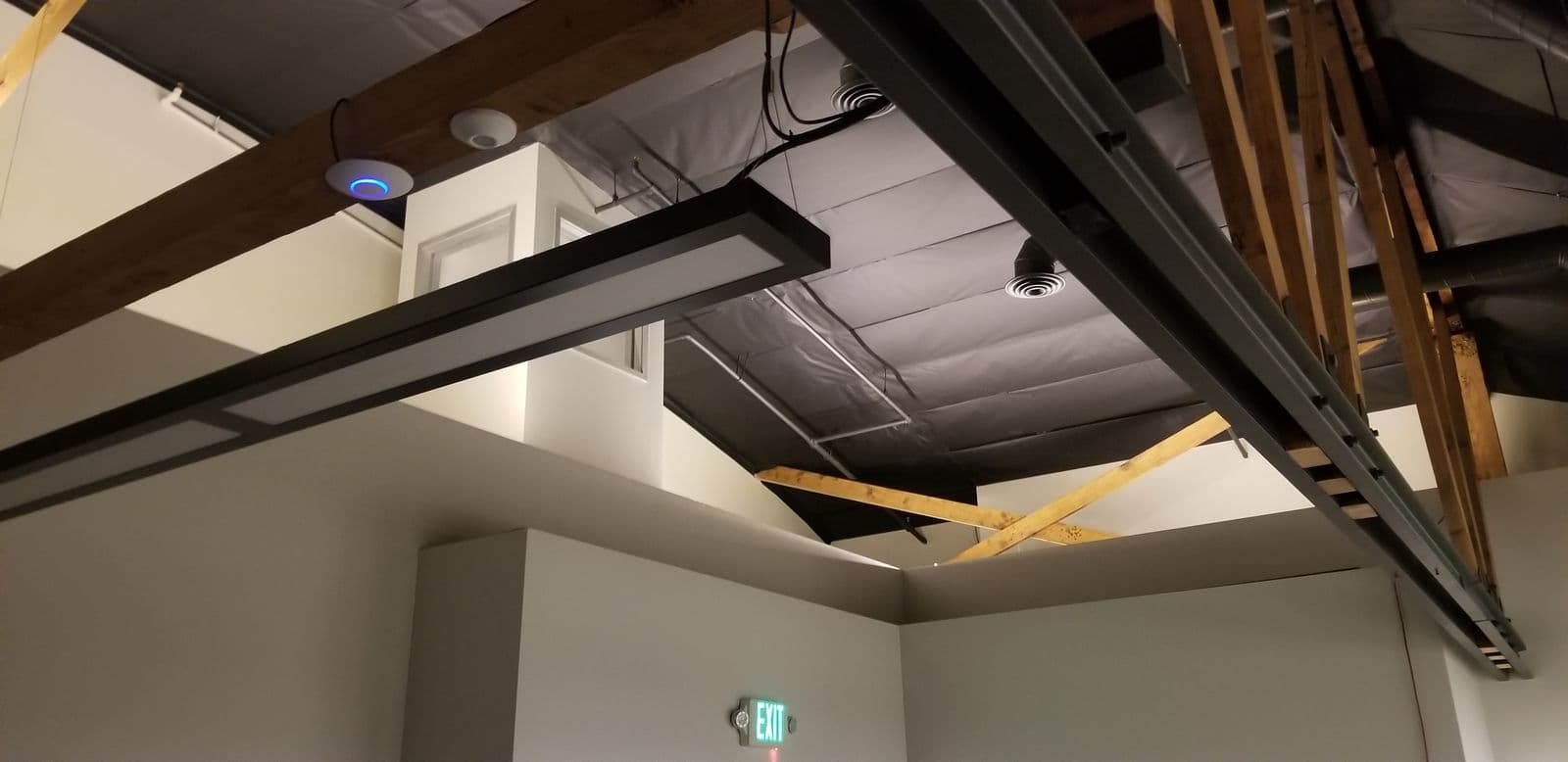 Open ceiling with exposed beams